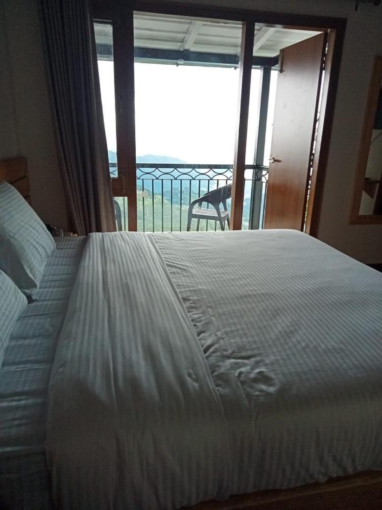 The Kumaon Retreat Hotell Nainital Rum bild