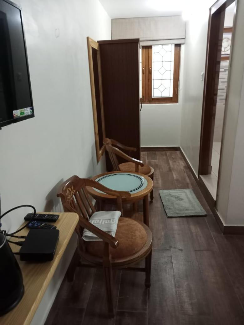 The Kumaon Retreat Hotell Nainital Rum bild